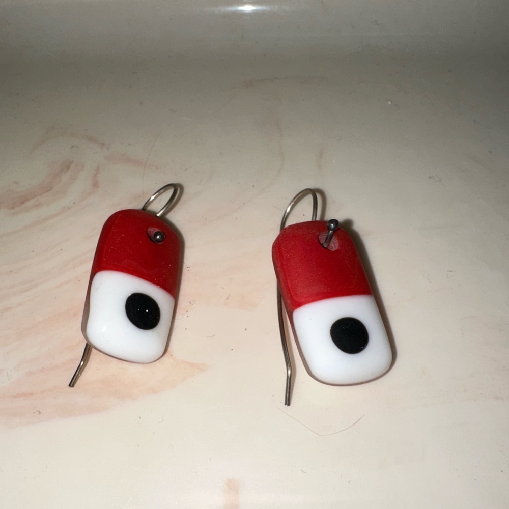 Glass earrings handmade in Kona Hawaii